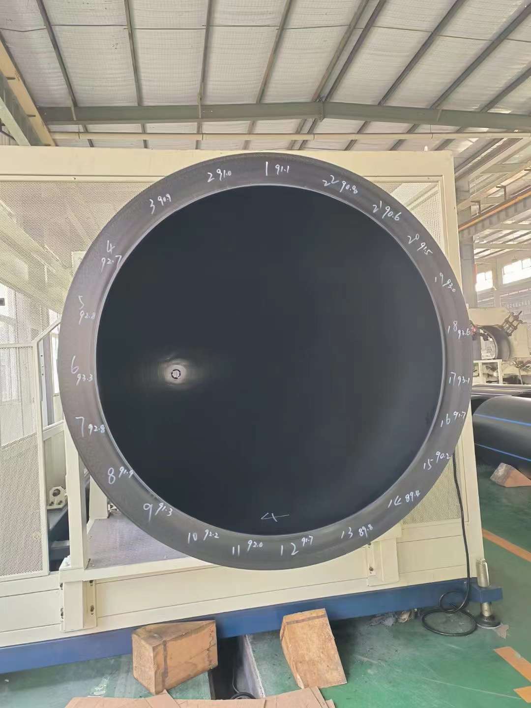 Didelio storio ir didelio skersmens vamzdžiai: kaip išvengti vamzdžių ekstruzijos įdubimo