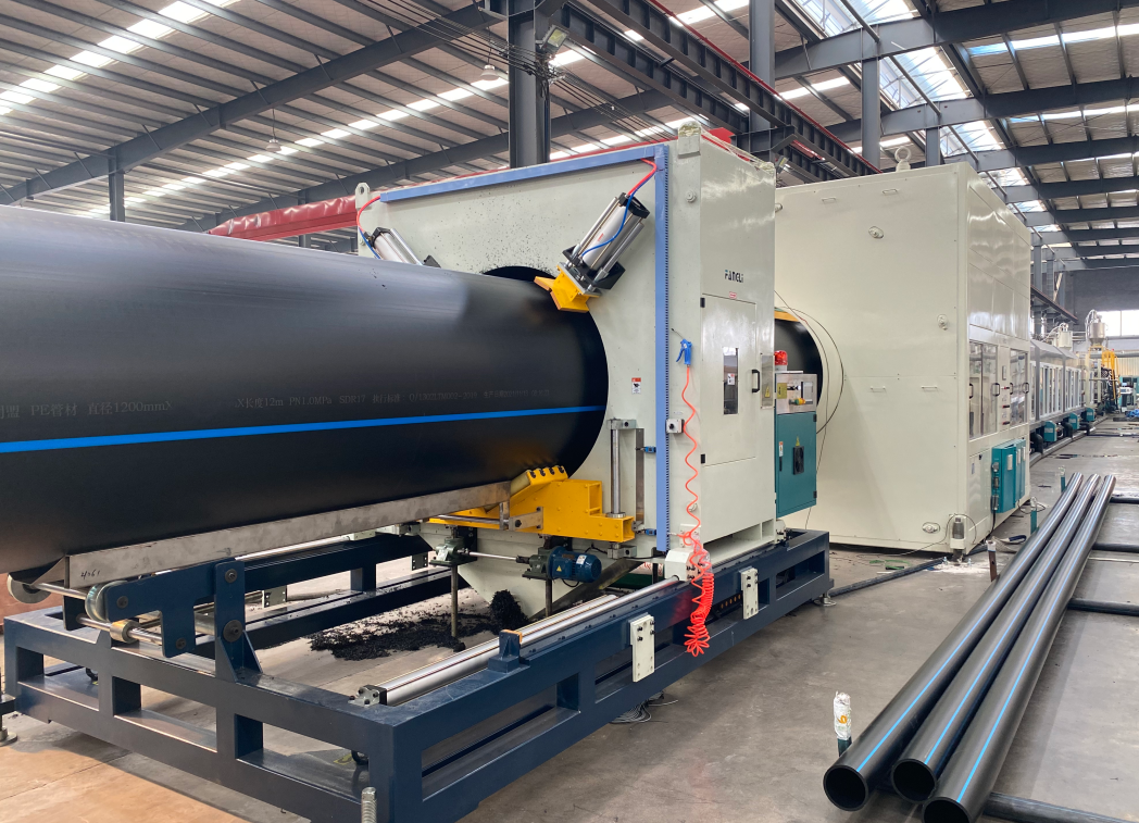 Plastikinių vamzdžių ekstruzijos procesas