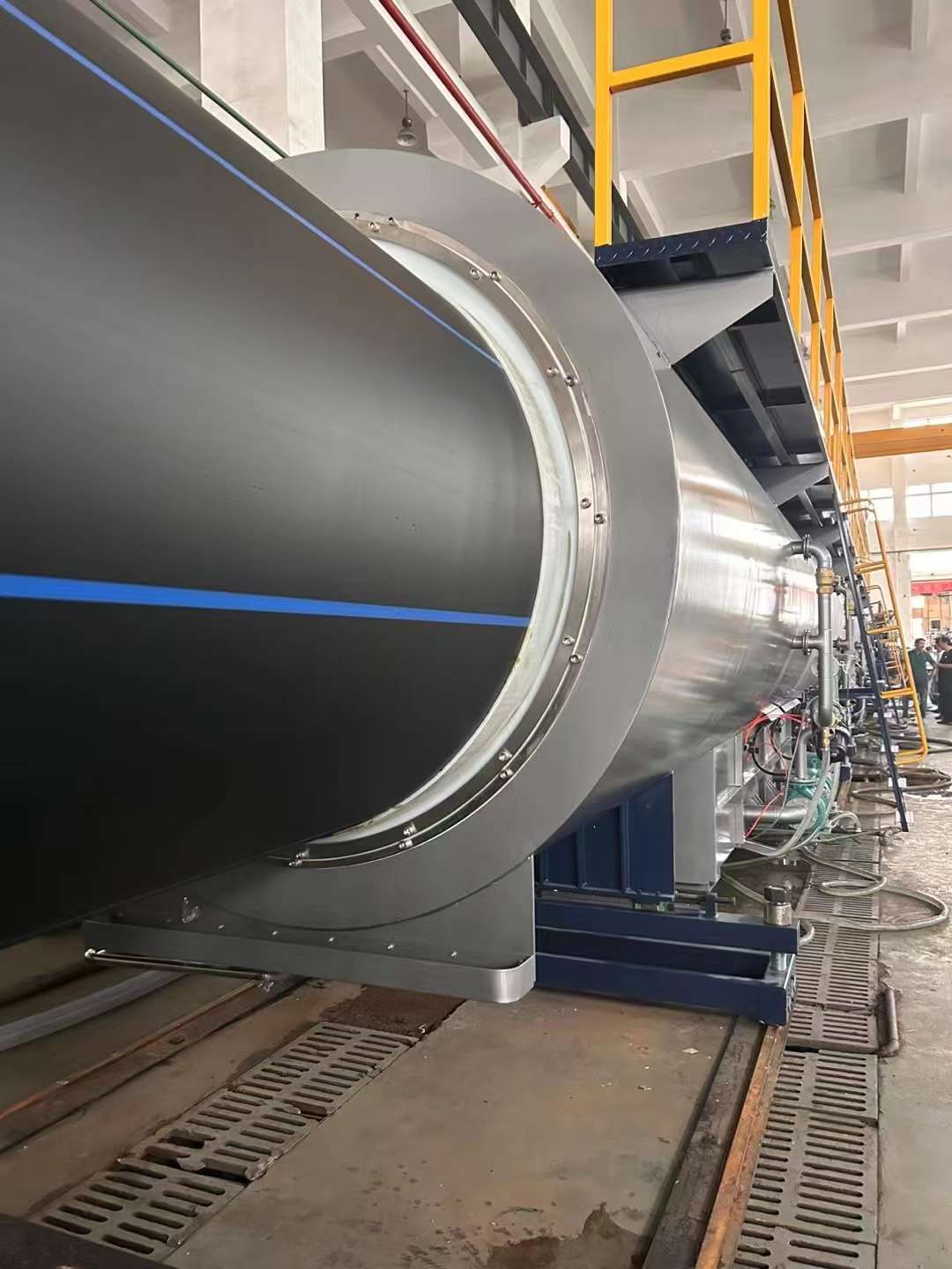 Nauja PE1600(SDR13.6) ekstruzijos gamybos linija sėkmingai baigta ir laukia pristatymo!